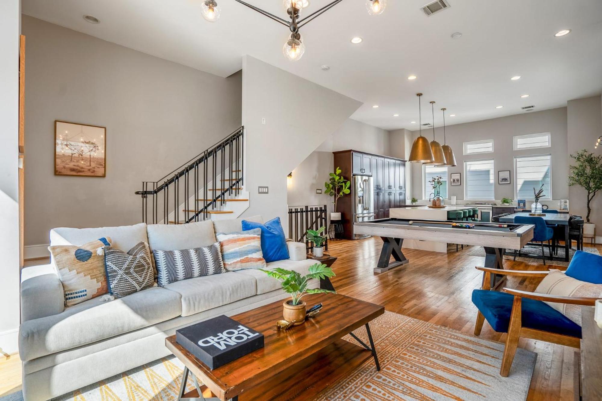 Luxury Downtown Getaway With Breathtaking Views Villa Houston Exteriör bild