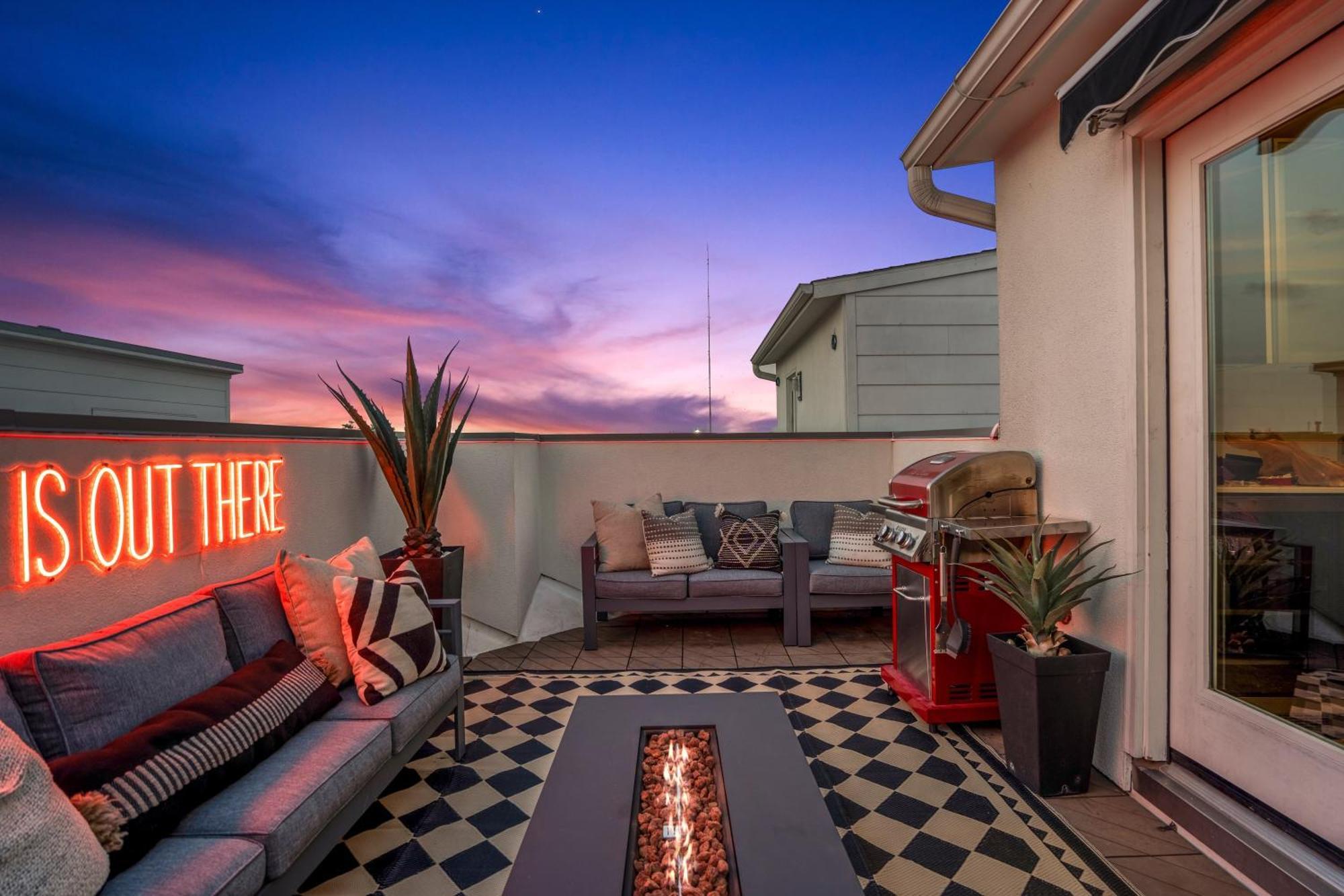 Luxury Downtown Getaway With Breathtaking Views Villa Houston Exteriör bild